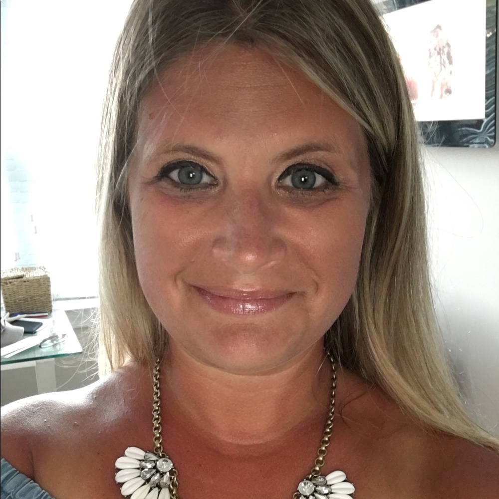 Meet your Posher, Melissa